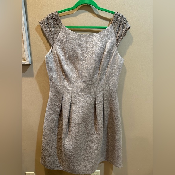 Kay Unger New York Metallic Cap Sleeve Cocktail Dress – Size 14 (NWOT) - Picture 1 of 3